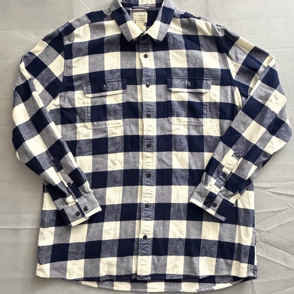 L.L.Bean XLT Flannel Shirt Navy Cream Buffalo Plaid Organic Cotton Slightly Fit - Picture 2 of 8